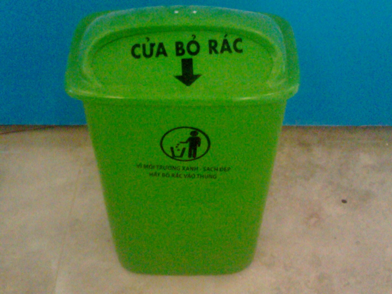 Thùng rác y tế